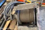 Hydraulisk løftevinsj med vaier – trekker 2,5 tonn